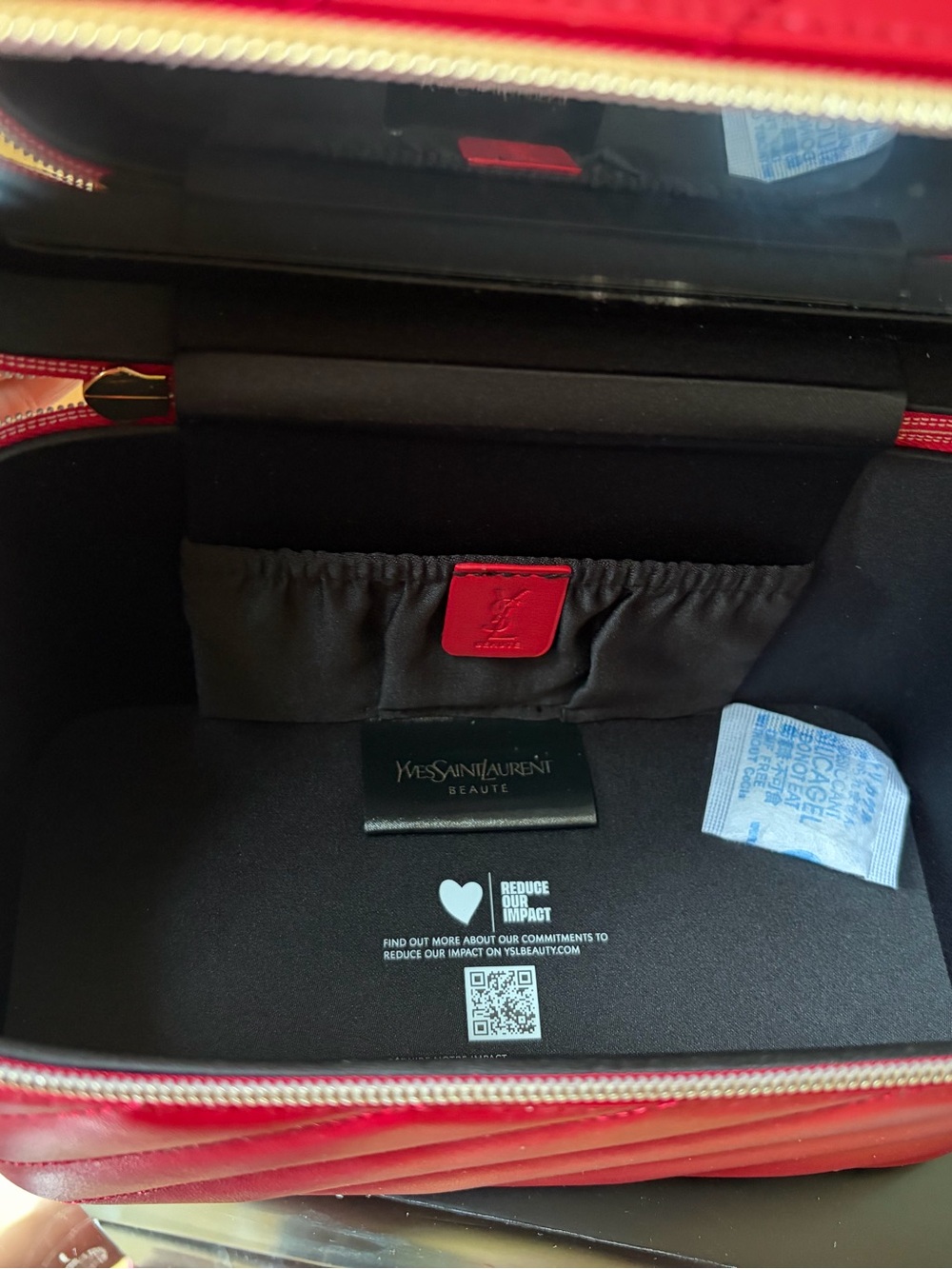 Yves Saint Laurent Quilted Red Leather Cosmetic Case with Gold Hardware - Picture 9 of 9